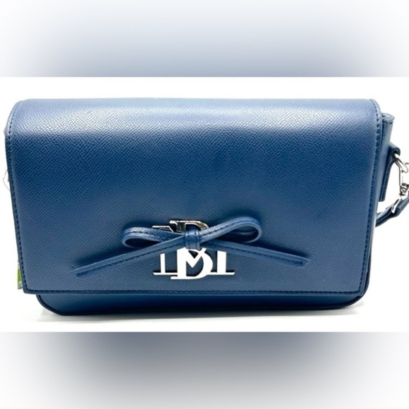 Badgley Mischka Handbags - NWT Badgley Mischka Large Crossbody Bag MSRP $130🔥🔥